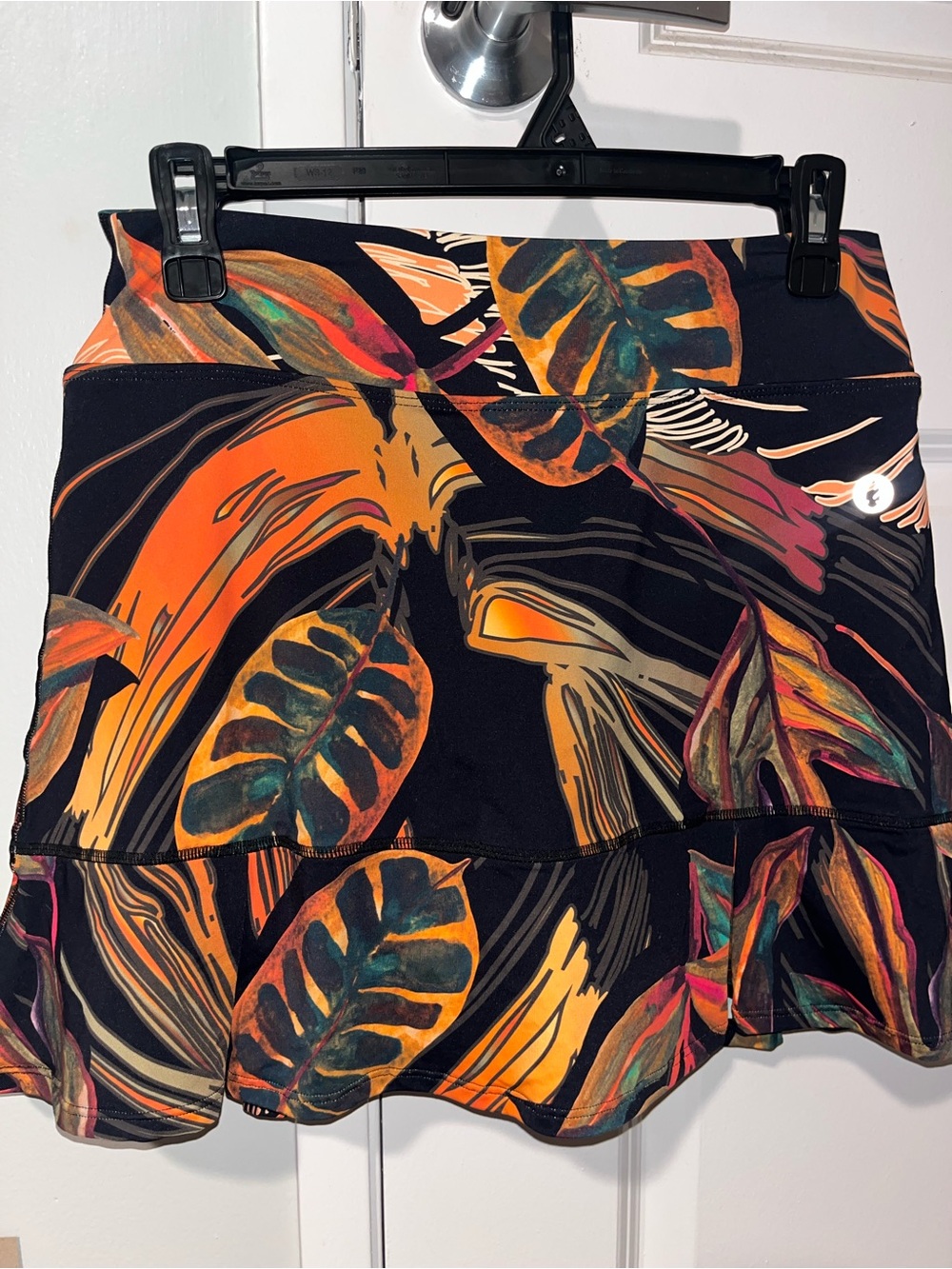 Dona Jo Tennis Vibrant Tropical Leaf Print Skort